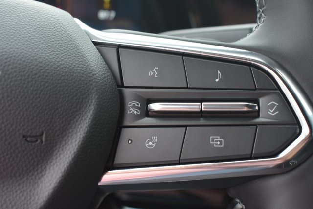 New 2027 Chevrolet Equinox LT w/ Safety and Technology Package FWD image 20