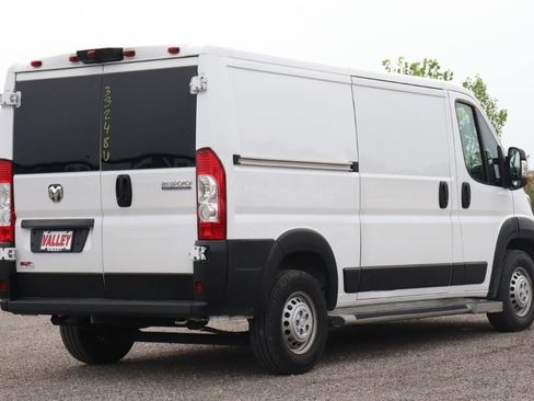 Used 2025 RAM ProMaster 2500 w/ U-Haul Equipment Group FWD image 9