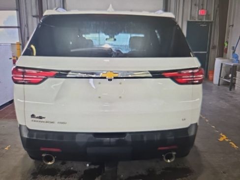 Used 2023 Chevrolet Traverse LT w/ LPO, Floor Liner Package AWD/4WD image 6