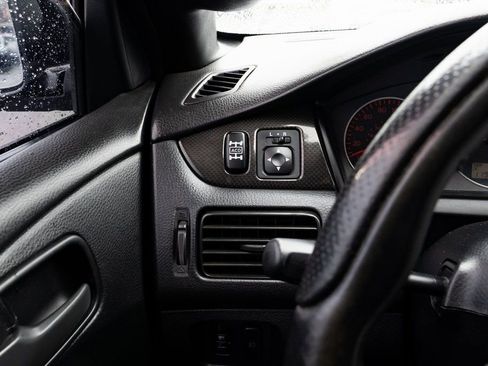 Used 2006 Mitsubishi Lancer Evolution AWD/4WD image 17