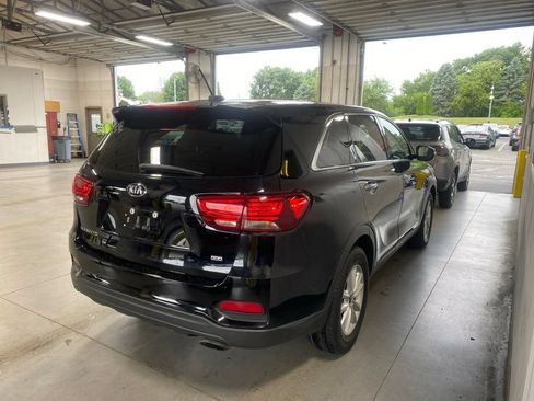 Used 2019 Kia Sorento L FWD image 4