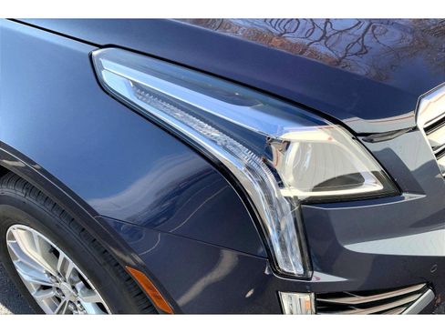 Used 2018 Cadillac XT5 Luxury w/ Driver Awareness Package image 25