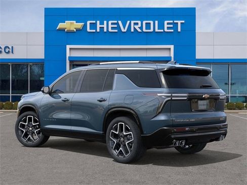 New 2026 Chevrolet Traverse High Country image 3