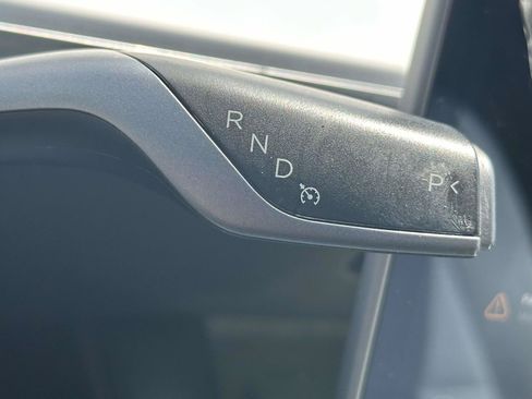 Used 2021 Tesla Model Y Long Range AWD/4WD image 22