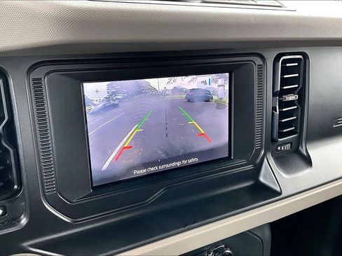 Used 2023 Ford Bronco Big Bend image 23