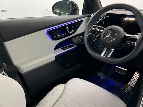 New 2026 Mercedes-Benz GLC 300 GLC 300 image 11
