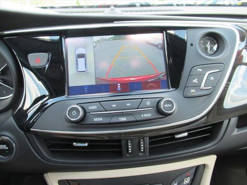 Used 2020 Buick Envision Premium w/ Driver Confidence Package image 30