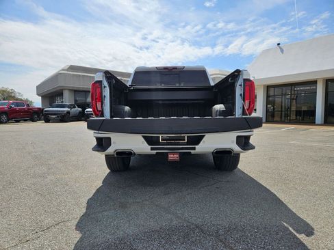 Used 2020 GMC Sierra 1500 Denali w/ Denali Ultimate Package image 4