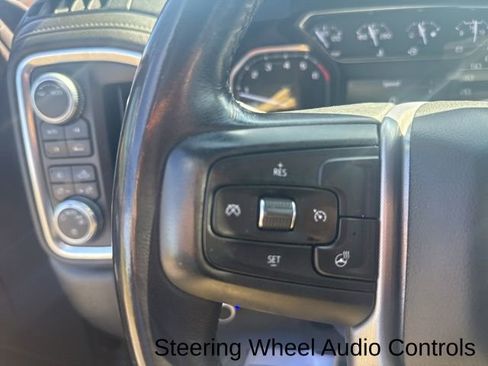Used 2020 GMC Sierra 1500 Elevation w/ Elevation Convenience Package AWD/4WD image 18