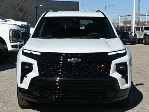 New 2026 Chevrolet Traverse RS w/ LPO, Floor Liner Package FWD image 3