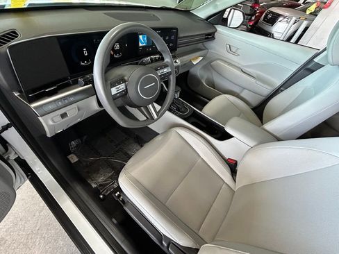 Used 2024 Hyundai Kona SE image 42