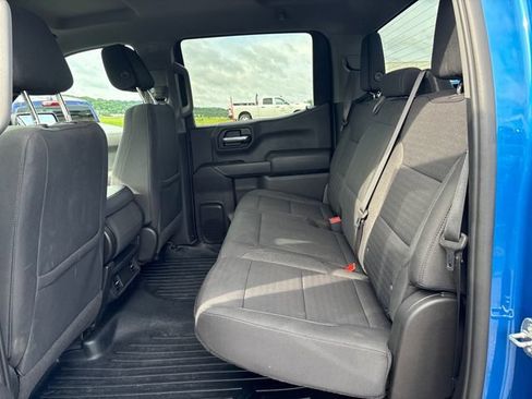 Used 2022 Chevrolet Silverado 1500 Custom Trail Boss AWD/4WD image 18
