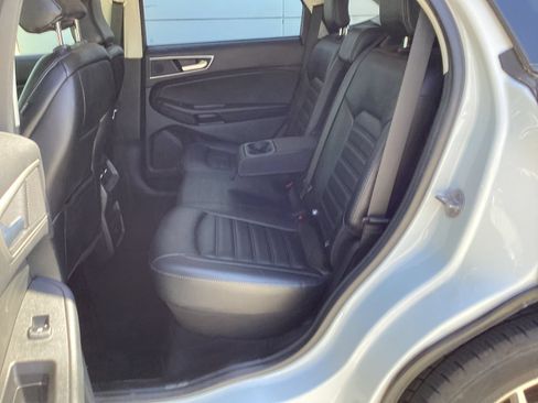 Used 2023 Ford Edge SEL AWD/4WD image 6