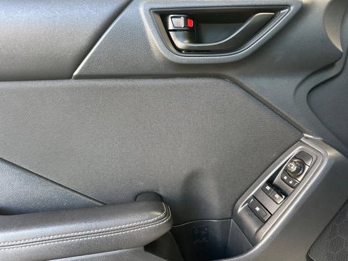 Certified 2022 Toyota GR86 w/ ALL Weather Mat Package (TMS) RWD image 11