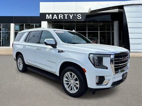 Used 2022 GMC Yukon SLT AWD/4WD image 1