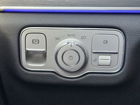 Certified 2025 Mercedes-Benz GLS 450 GLS 450 image 23