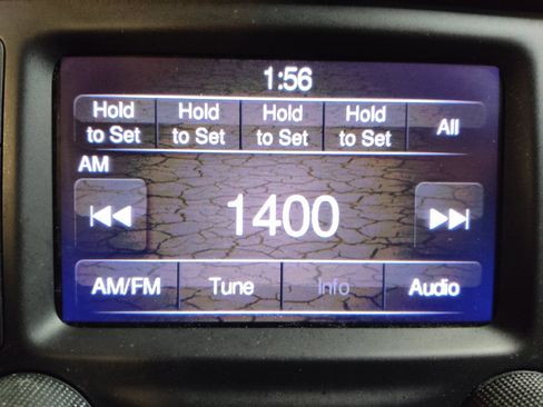 Used 2018 Jeep Compass Sport w/ Cold Weather Group FWD image 25