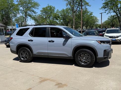 Certified 2026 Honda Pilot TrailSport image 5