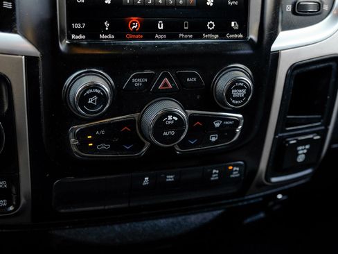 Used 2019 RAM 1500 Big Horn AWD/4WD image 28
