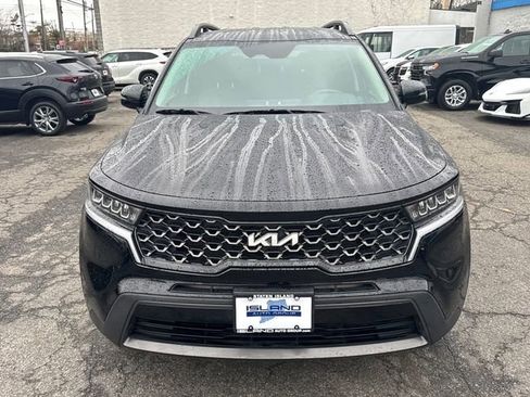 Used 2023 Kia Sorento S AWD/4WD image 3