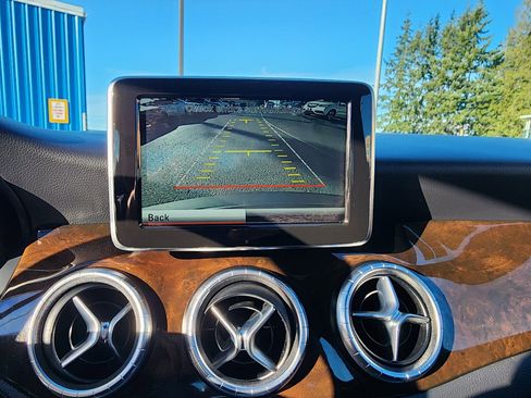 Used 2014 Mercedes-Benz CLA 250 4MATIC image 20