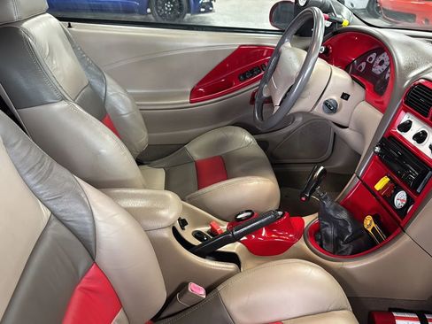 Used 1999 Ford Mustang Cobra RWD image 9