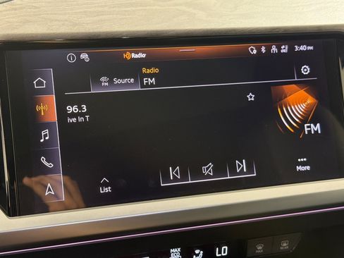 Certified 2023 Audi Q4 e-tron Premium Plus w/ Premium Plus RWD image 17