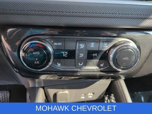 Certified 2025 Chevrolet TrailBlazer LT w/ Convenience Package AWD/4WD image 17