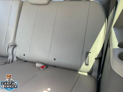 Used 2014 Toyota Sienna XLE image 34