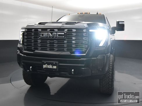 Used 2024 GMC Sierra 2500 Denali Ultimate AWD/4WD image 50