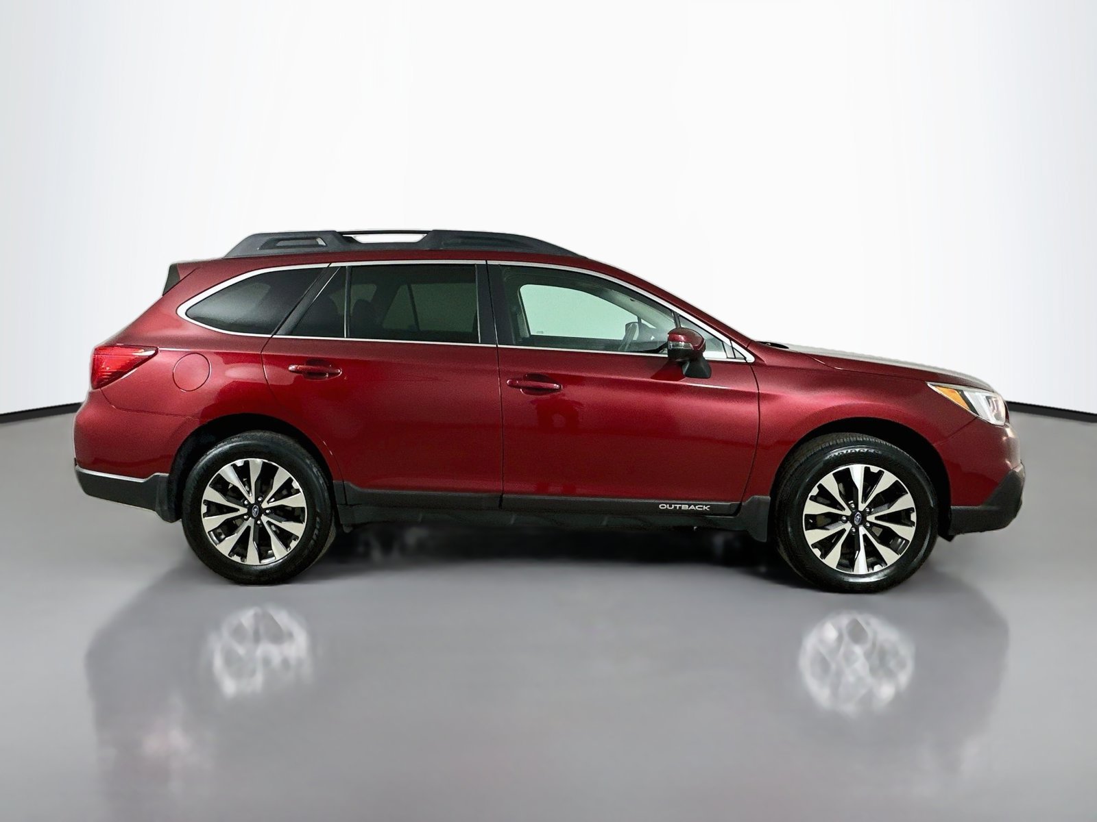 Used 2016 Subaru Outback 2.5i Limited AWD/4WD image 4