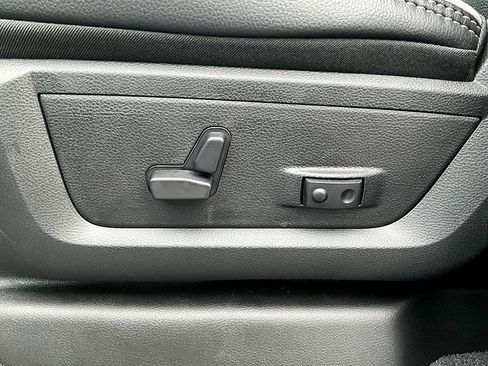 New 2026 RAM 2500 Laramie w/ Night Edition image 15