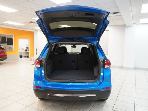 Used 2024 Chevrolet Equinox LT AWD/4WD image 9