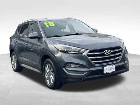 Used 2018 Hyundai Tucson SEL Plus image 3
