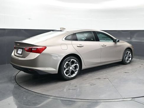 Used 2024 Chevrolet Malibu LT FWD image 5