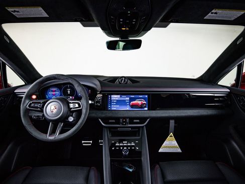 New 2026 Porsche Macan GTS Electric image 25