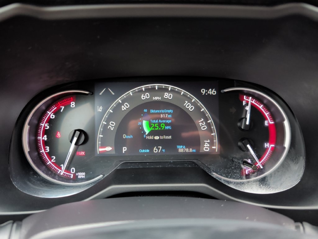 Used 2025 Toyota RAV4 LE AWD/4WD image 10