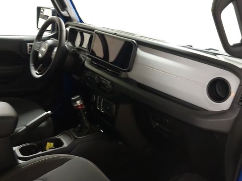 Used 2024 Jeep Wrangler Sport AWD/4WD image 28