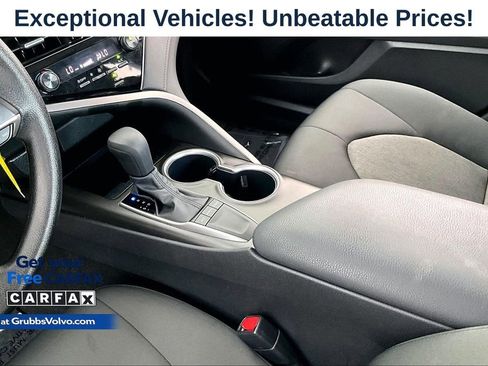 Used 2024 Toyota Camry LE FWD image 18
