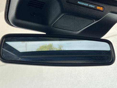 Used 2023 Ford Expedition Limited image 24