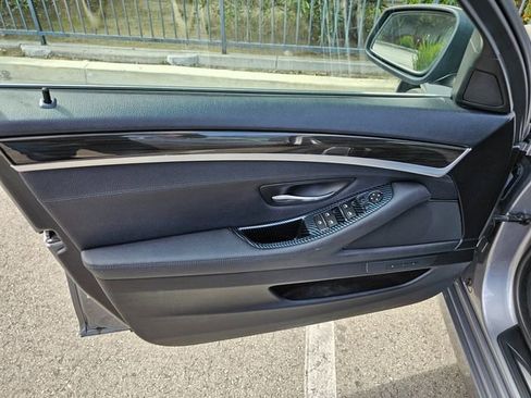 Used 2013 BMW 528i Sedan image 10