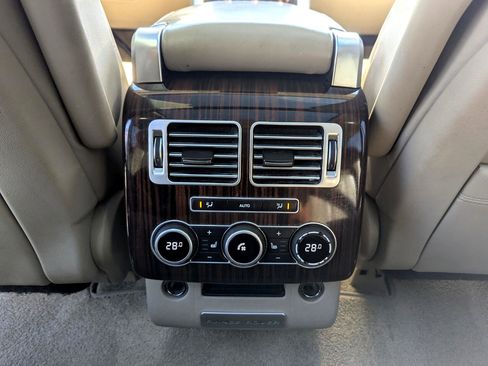 Used 2016 Land Rover Range Rover HSE image 35