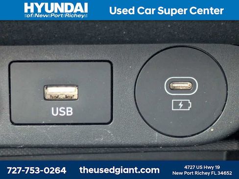 Certified 2024 Hyundai Elantra SEL FWD image 22