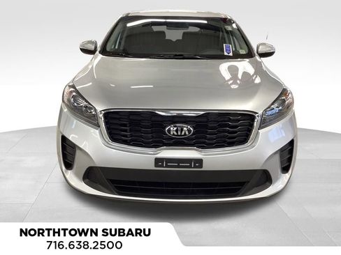 Used 2019 Kia Sorento FWD V6 image 6