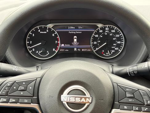 Used 2025 Nissan Sentra SV image 11