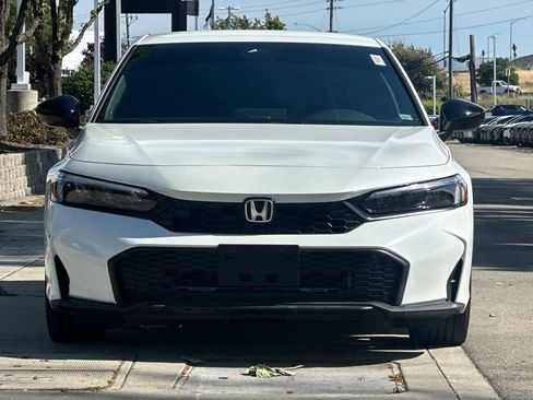 Used 2025 Honda Civic Sport image 9