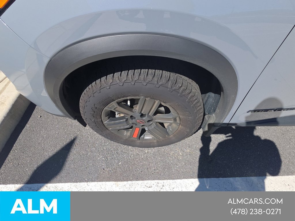 Used 2026 Nissan Rogue SV AWD/4WD image 11