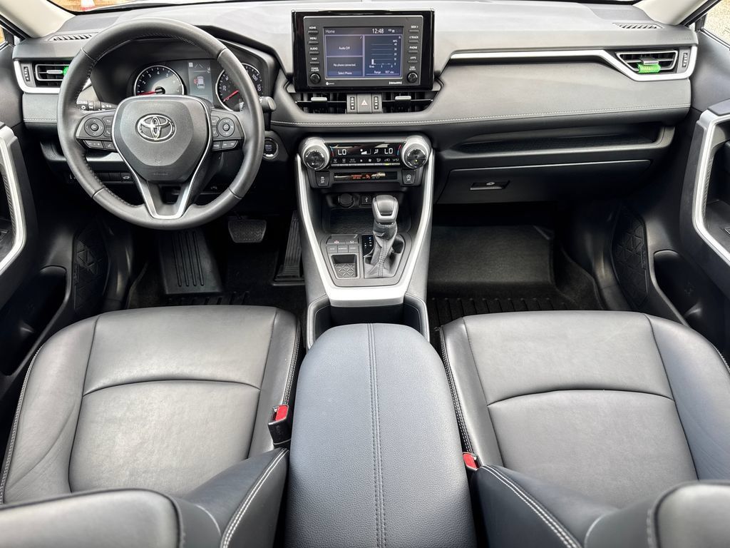 Used 2022 Toyota RAV4 XLE Premium FWD image 25