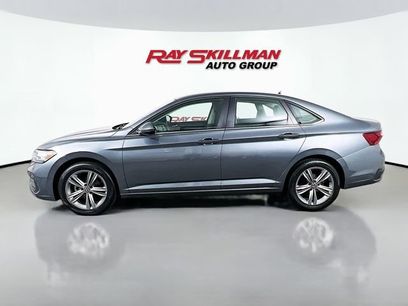 Used 2024 Volkswagen Jetta SE