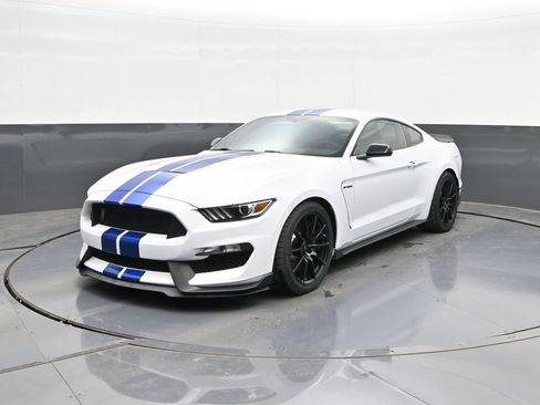 Used 2017 Ford Mustang Shelby GT350 RWD image 29